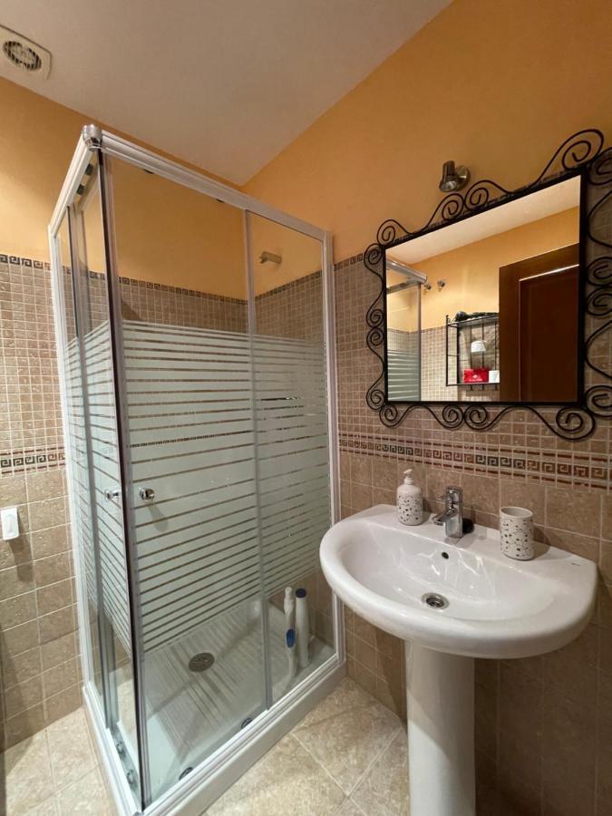 Lafrenchtouch - Relajate Y Desconecta Al Pueblo Villa Villanueva de Tapia Bagian luar foto